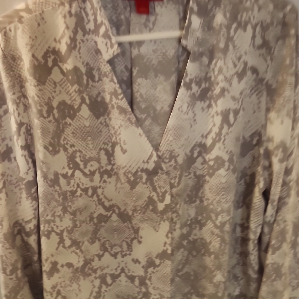 Jennifer Lopez Beige and Gray Snake Print Blouse